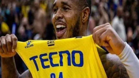 魏桥乒乓球男团以3-0完胜黄石，荣获乒超团体冠军称号