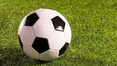 天津津门虎与北京国安中超激战成平局